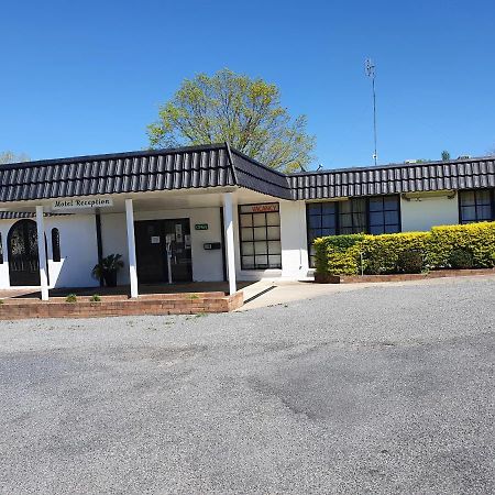 Tally Ho Motor Inn Tenterfield Eksteriør bilde